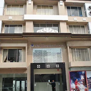 the-sapphire-grand.hotels-varanasi.com/